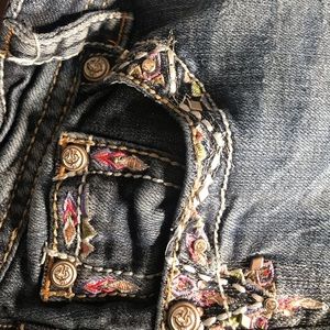 grace in LA bootcut jeans.